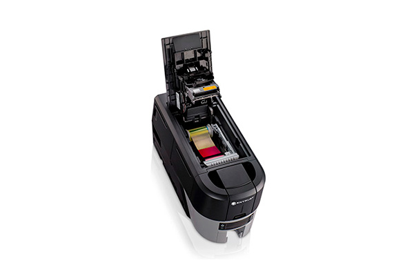 Mecanismo interno de la impresora Entrust Datacard Sigma DS3
